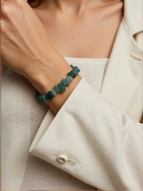 Bohemian crystal chip bracelet – irregular agate unisex healing jewelry – oxcblessjewelry